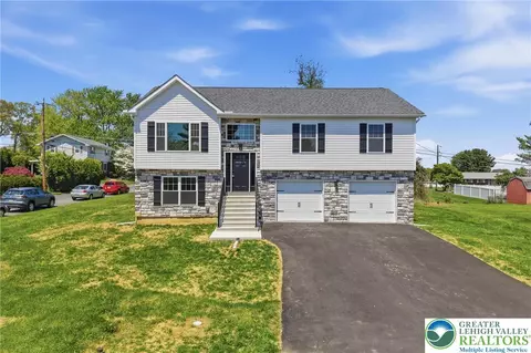 2905 Roosevelt St, Bethlehem, PA 18020