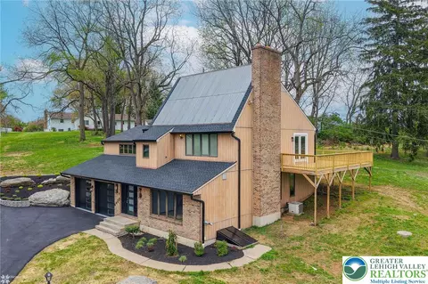 4410 Circle Dr, Bethlehem, PA 18020