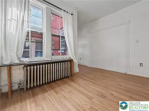 Living - 1245 E 3rd St, Bethlehem, PA 18015 photo 3 of 3