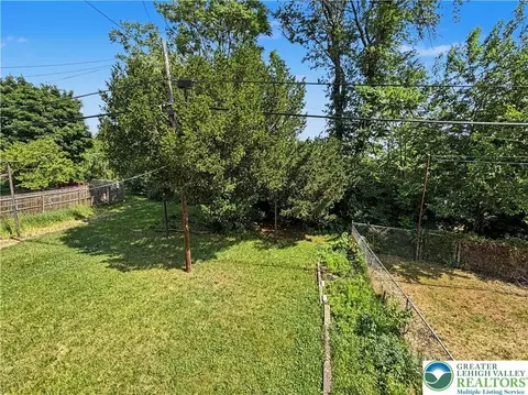 Exterior - 1245 E 3rd St, Bethlehem, PA 18015 photo 4 of 4