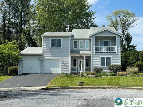 1324 Discus Cir, Fullerton, PA 18052