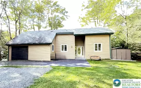 1225 Kilmer Rd, Coolbaugh Twp, PA 18466