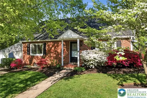 2351 W Greenleaf St, Allentown, PA 18104