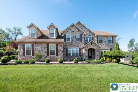 40 Augusta Ln, Ruscombmanor Twp, PA 19522
