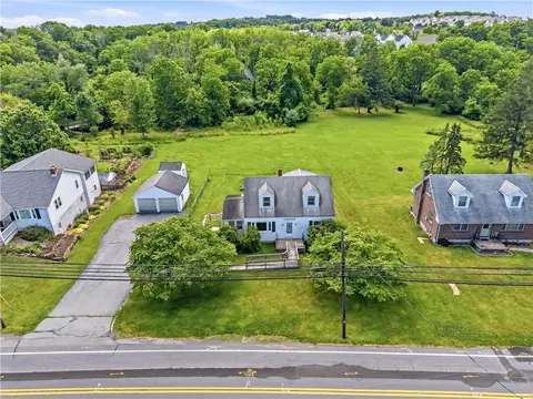 6596 N Main St, Coopersburg, PA 18036