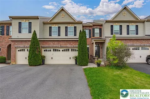 5127 Dogwood Trl, Allentown, PA 18104