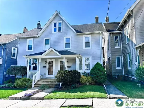 521 Kurtz St, Catasauqua, PA 18032