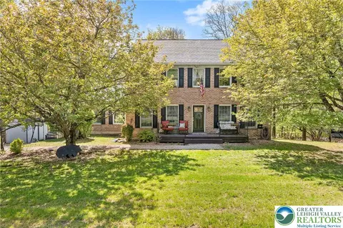 467 Pheasant Rd, Saylorsburg, PA 18353