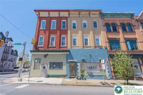 662 Main St, Slatington, PA 18080
