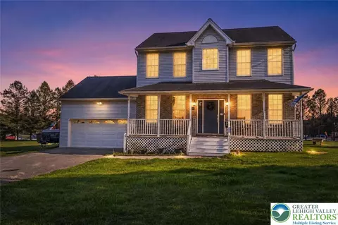 650 Firehouse Rd, Palmerton, PA 18071