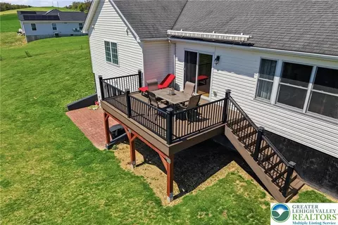 495 Rabbit Run Rd, Andreas, PA 18211 photo 2