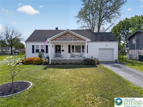 1409 Blair St, Easton, PA 18045