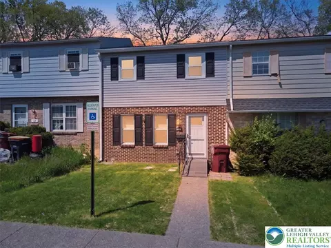 21 Madison Ln, Fullerton, PA 18052