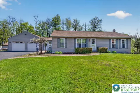 2496 Eberhart Rd, Quakertown, PA 18951