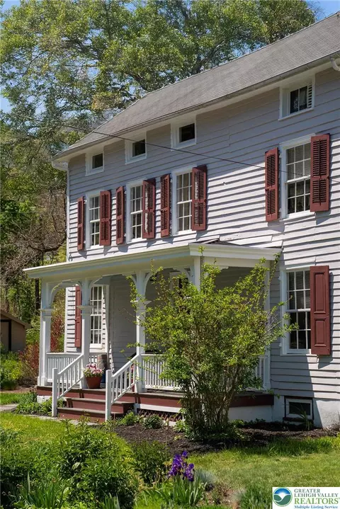 6169 Carversville Rd, Doylestown, PA 18902