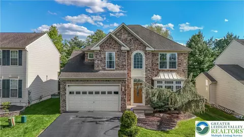 1535 Ciara Dr, Bethlehem, PA 18017