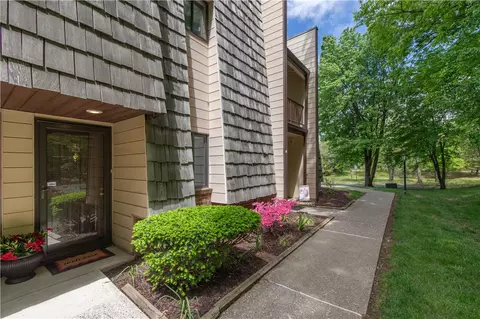 1031 Village Round, Allentown, PA 18106