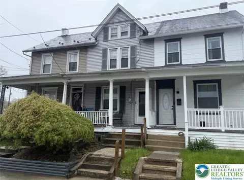 306 E Fairview St, Coopersburg, PA 18036