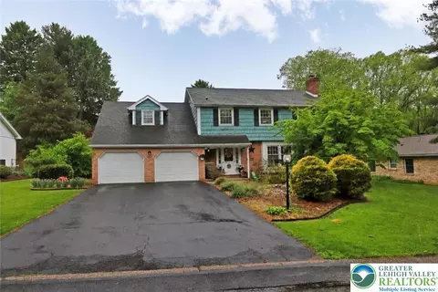 3076 Lindberg Ave, Allentown, PA 18103