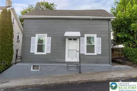 137 17th St, Northampton, PA 18067