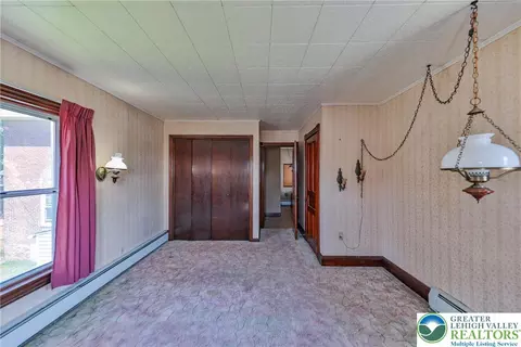 Bedroom - 111 E Goepp St, Bethlehem, PA 18018 photo 3 of 7