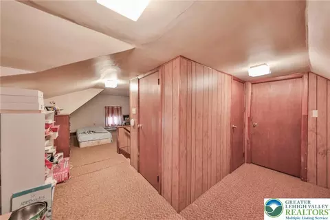 Entry Way - 111 E Goepp St, Bethlehem, PA 18018 photo 10 of 11