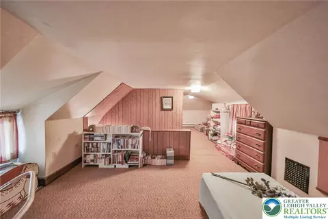 Bedroom - 111 E Goepp St, Bethlehem, PA 18018 photo 5 of 7