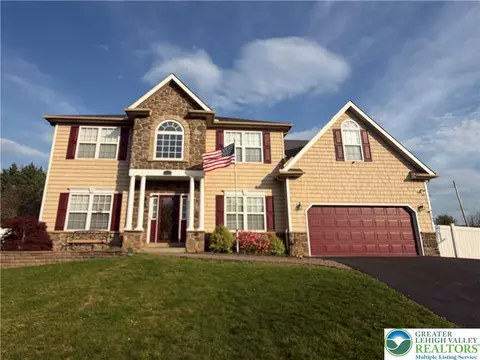 764 Mohican Dr, Easton, PA 18040