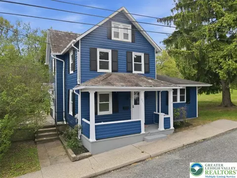 221 Diamond St, Pen Argyl, PA 18072