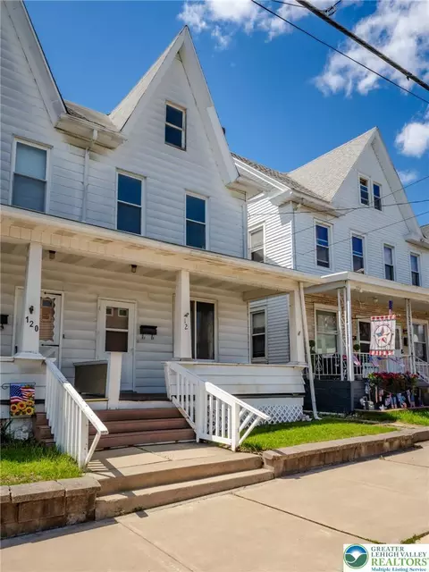 122 N 4th St, Lehighton, PA 18235