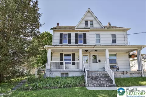 424 E Penn St, Nazareth, PA 18064