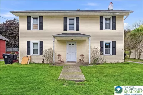 618 Slateford Rd, Mount Bethel, PA 18343