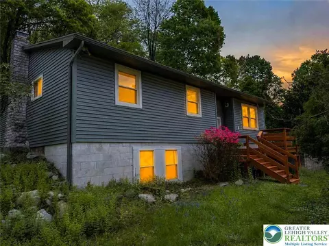 246 Allen St, Lehighton, PA 18235