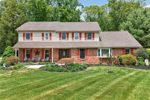 1625 Rosalie Dr, Hellertown, PA 18055
