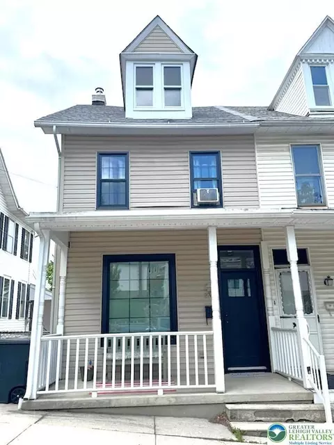 233 N Warren St, Orwigsburg, PA 17961