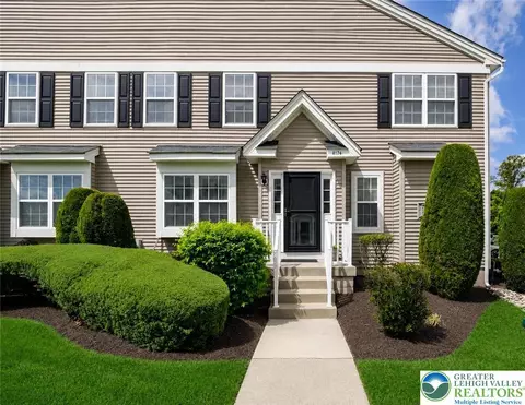 4174 Bunker Hill Dr S, Coopersburg, PA 18036