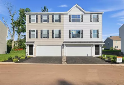 736 Fawn Way #LOT 14, Pennsburg Boro, PA 18073