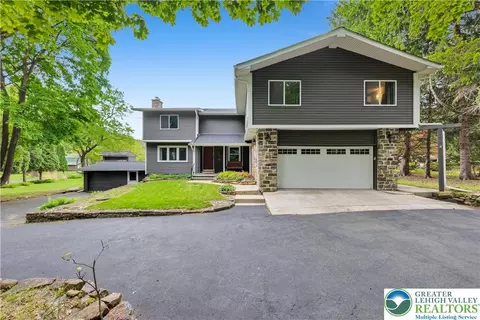 2242 Church Rd, Bethlehem, PA 18015