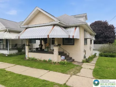 68 2nd Ave, Lehighton, PA 18235