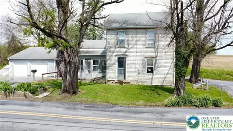 3913 Lime Kiln Rd, Allentown, PA 18104