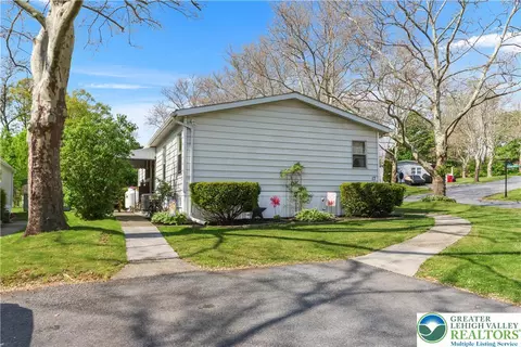 17 Valley View Dr, Bath, PA 18014 photo 23