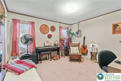 17 Valley View Dr, Bath, PA 18014 photo 19
