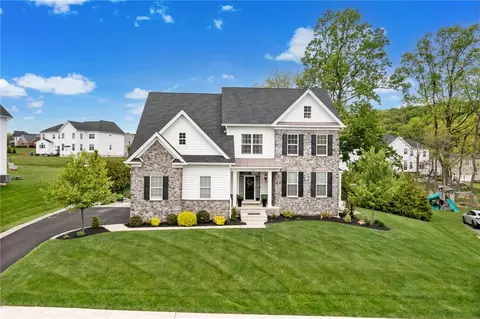 6436 Fox Glove Ln, Center Valley, PA 18034