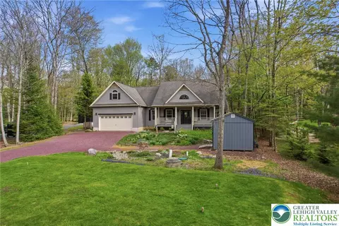 58 White Oak Dr, Jim Thorpe, PA 18229