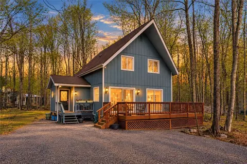 113 Gross Dr, Pocono Pines, PA 18350