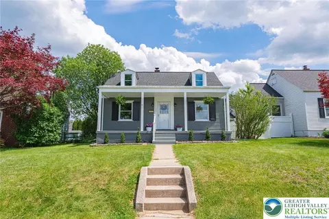 178 W Berger St, Emmaus, PA 18049