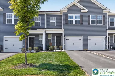 1274 Martin St, Macungie Twp, PA 18031