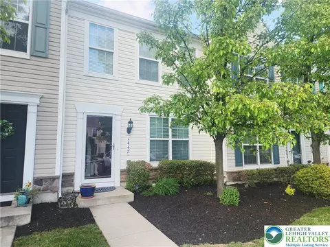 1447 Artisan Ct, Breinigsville, PA 18031