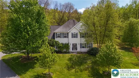 115 Holly Rd, Orwigsburg, PA 17961