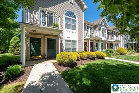1964 Mattis St, Hellertown, PA 18055